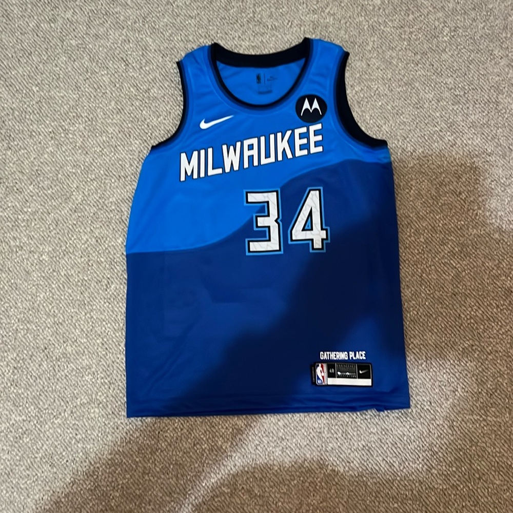 Limited Edition Giannis Antetokounmpo Milwaukee Bucks Jersey